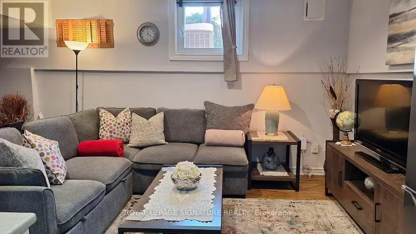 Detached at 6 BLAIRVILLE STREET, Toronto