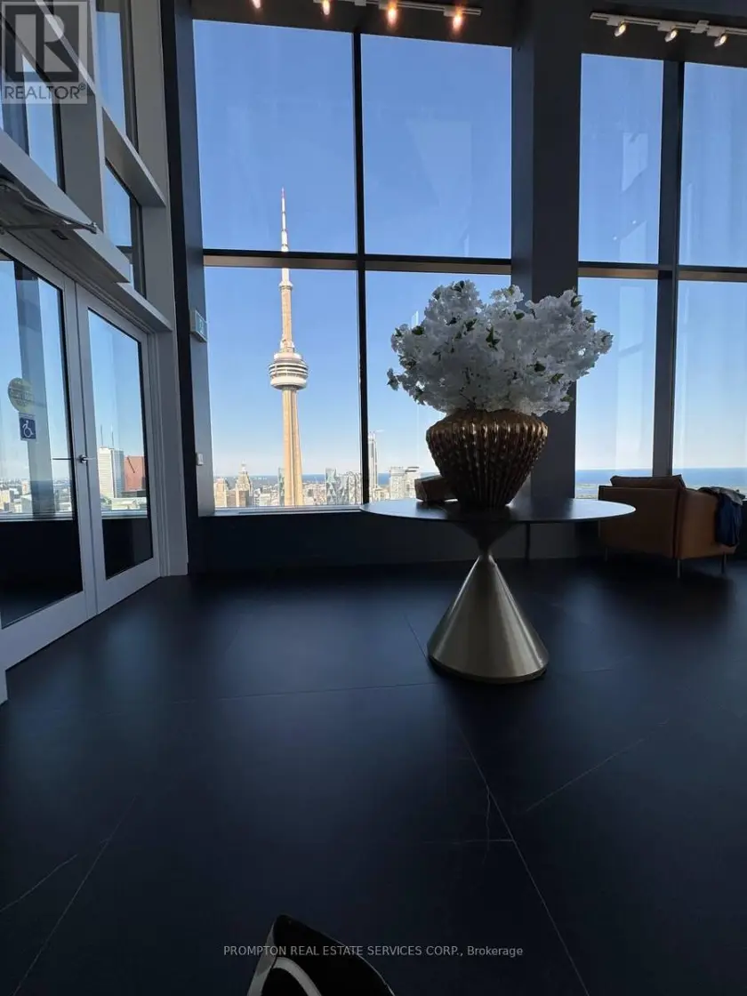 Apartment at 1602 - 3 CONCORD CITYPLACE WAY, Toronto