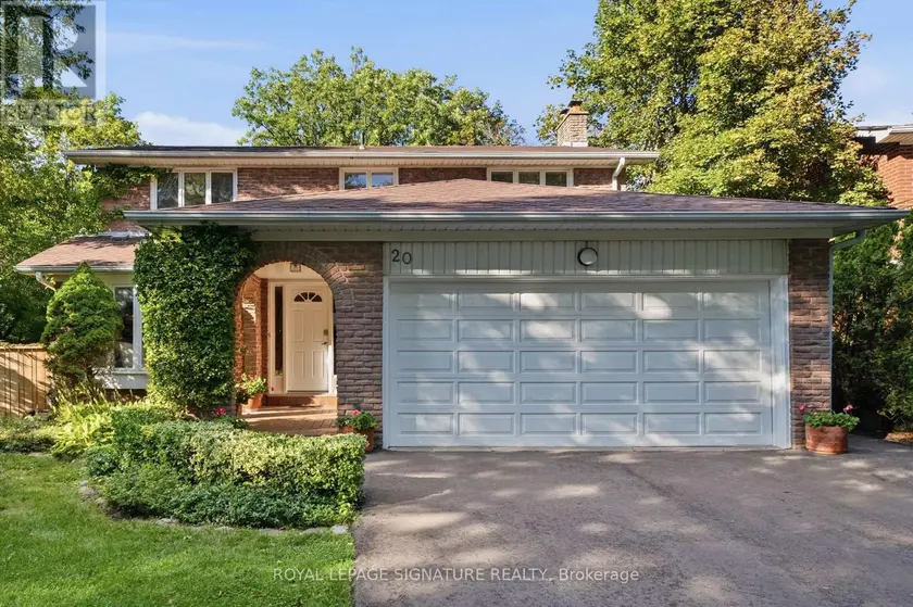 Detached at 20 WELLESBOURNE CRESCENT, Toronto