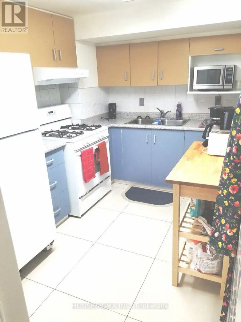 Semi-Detached/Link at 34 LADNER DRIVE, Toronto