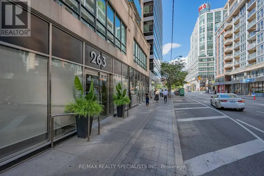 Apartment at 503 - 263 WELLINGTON STREET W, Toronto