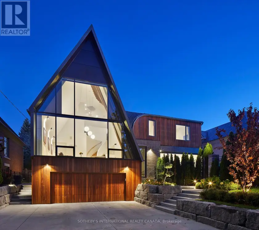 Detached at 108 STRATFORD CRESCENT, Toronto