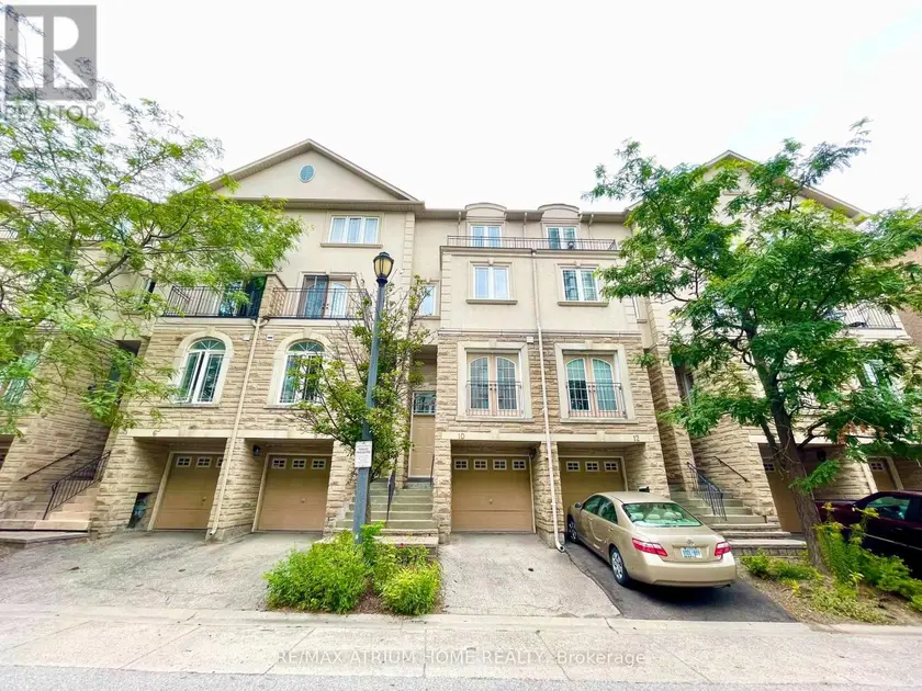 Townhouse at 10 WILLIAM POOLE WAY, Toronto