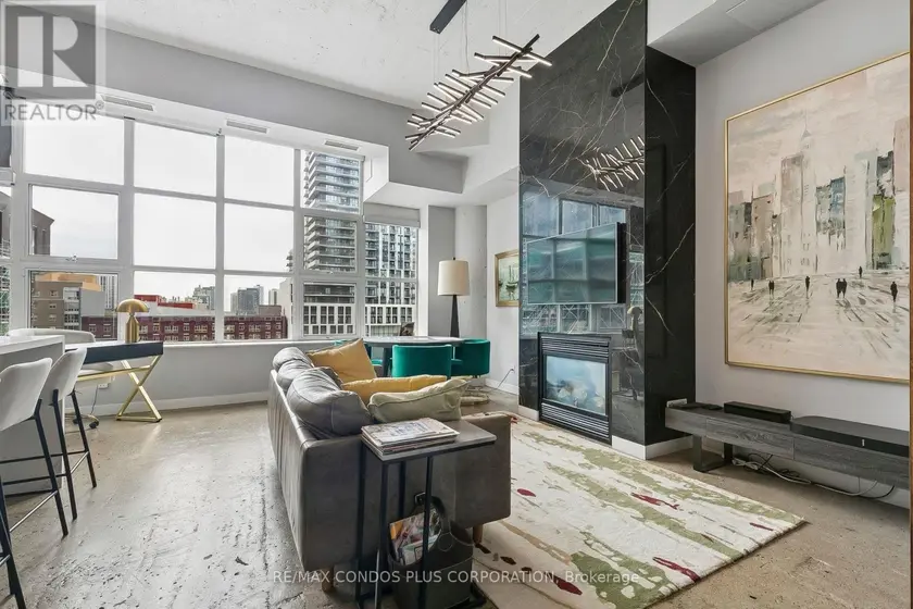 Apartment at 647 - 155 DALHOUSIE STREET, Toronto