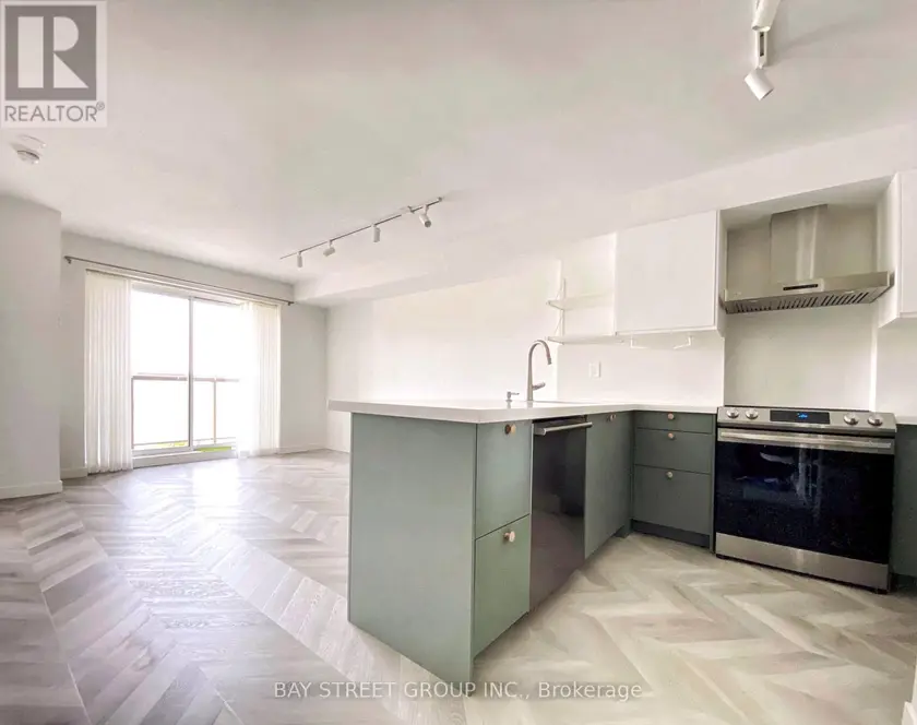 Apartment at 402 - 140 BATHURST STREET, Toronto