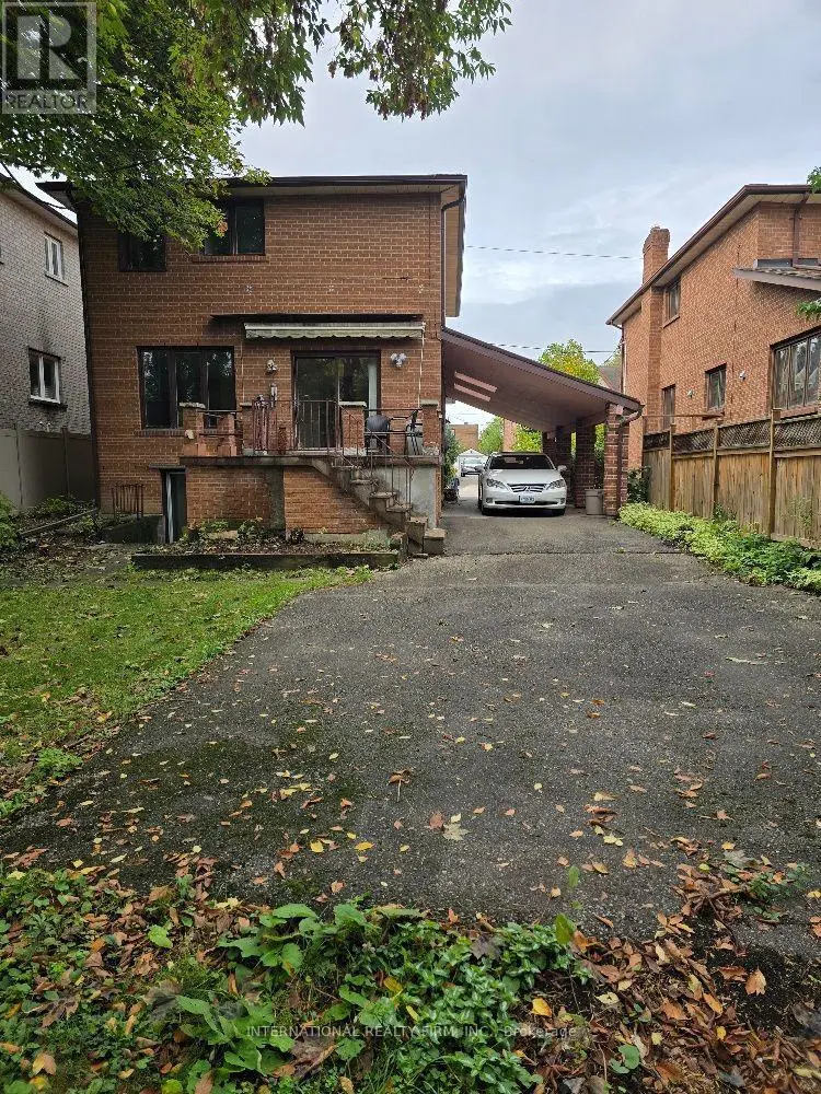 Detached at 607 COLDSTREAM AVENUE, Toronto