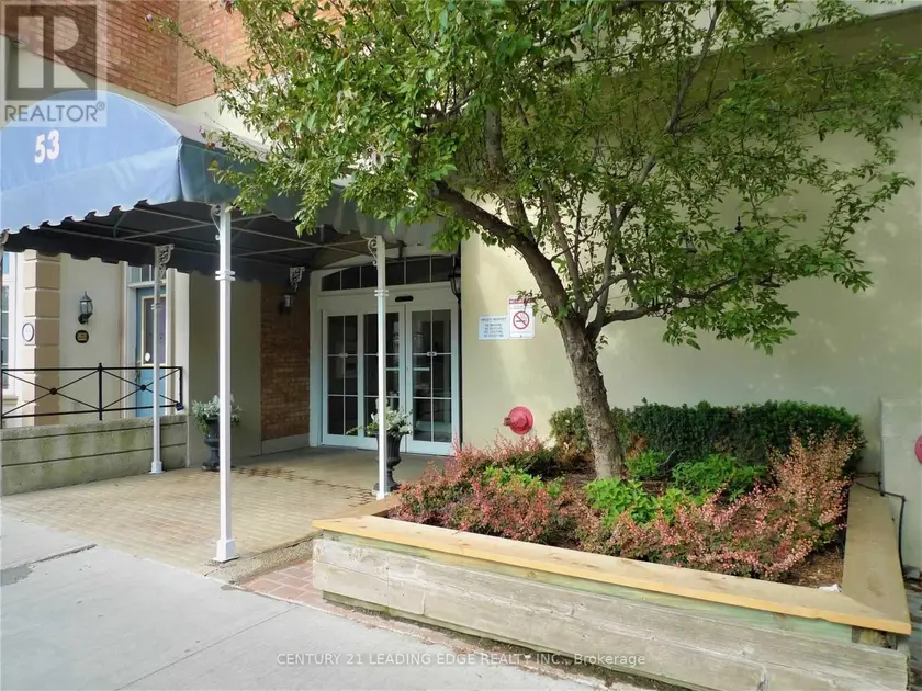 Apartment at 463 - 49 MCCAUL STREET, Toronto