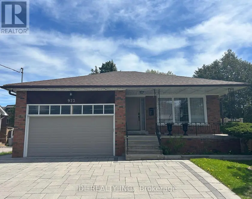 Detached at MASTER BEDROOM A BSMT - 973 WILLOWDALE AVE AVENUE, Toronto