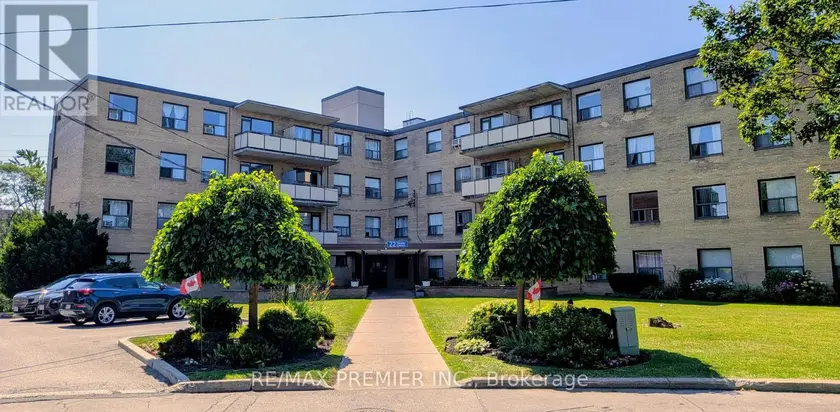 Multiplex at 104 - 22 TINDER CRESCENT, Toronto