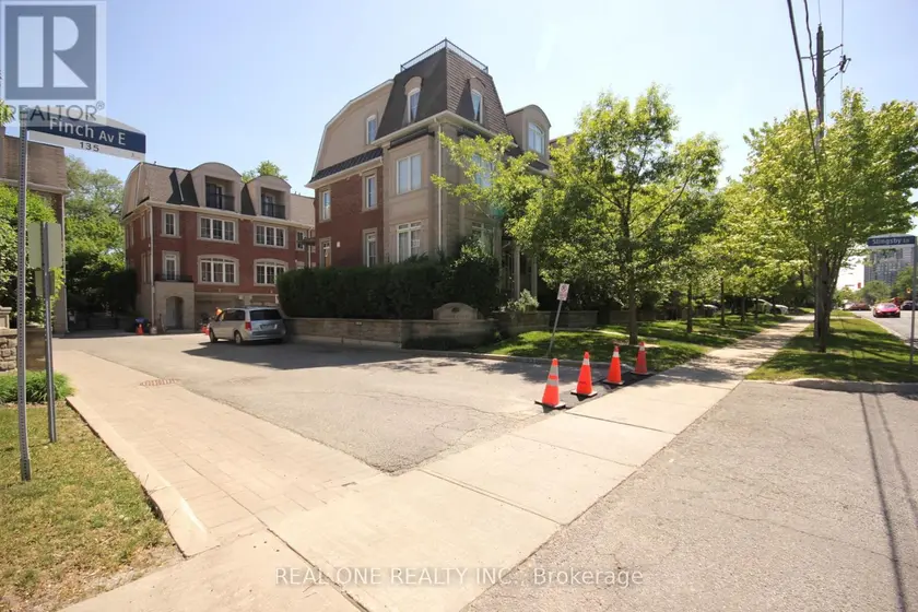 Townhouse at 7 SLINGSBY LANE, Toronto