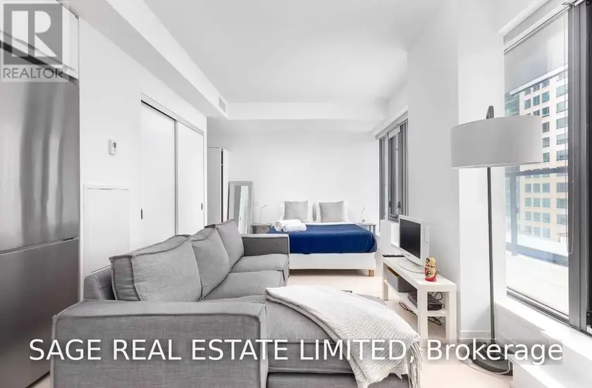 Apartment at 712 - 60 COLBORNE STREET, Toronto