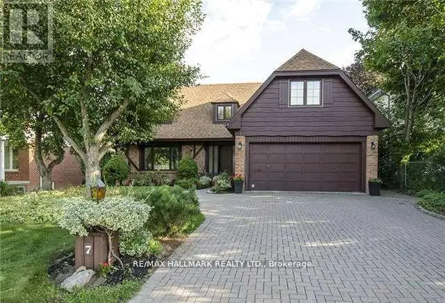 Detached at 7 NEVADA AVENUE, Toronto