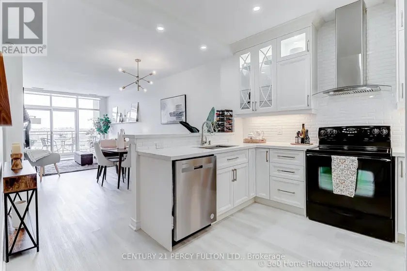 Apartment at 604 - 1 LEASIDE PARK DRIVE, Toronto