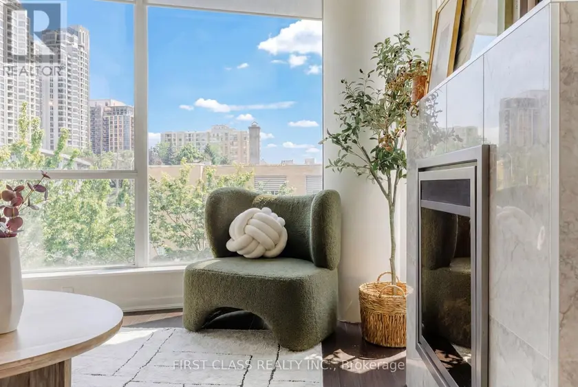 Apartment at 305 - 30 CANTERBURY PLACE, Toronto