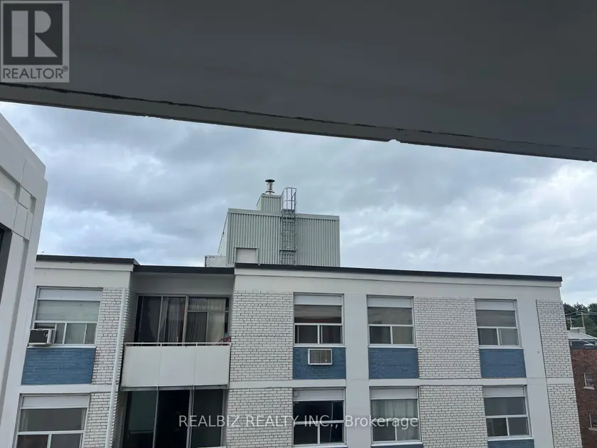 Apartment at 823 - 91 MONTCLAIR AVENUE, Toronto