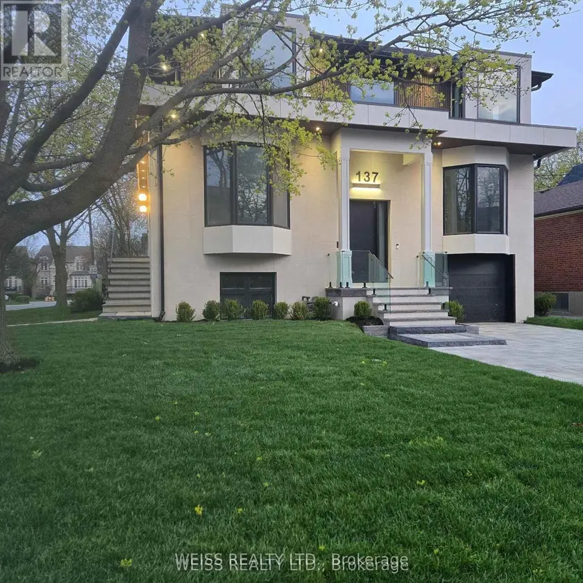 Detached at 137 BANNOCKBURN AVENUE, Toronto