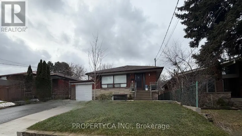 Detached at LOWER LEVEL - 46 HOVE STREET, Toronto