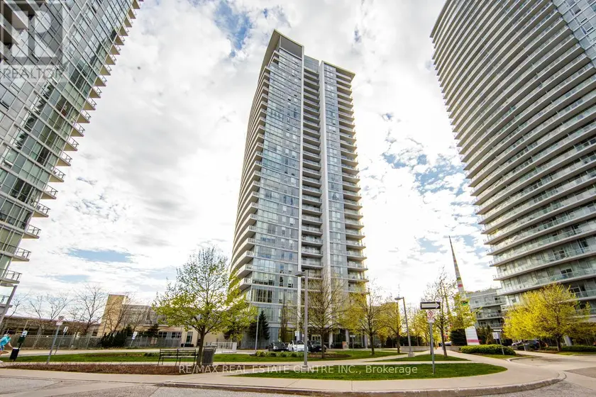 Apartment at 2707 - 66 FOREST MANOR ROAD, Toronto