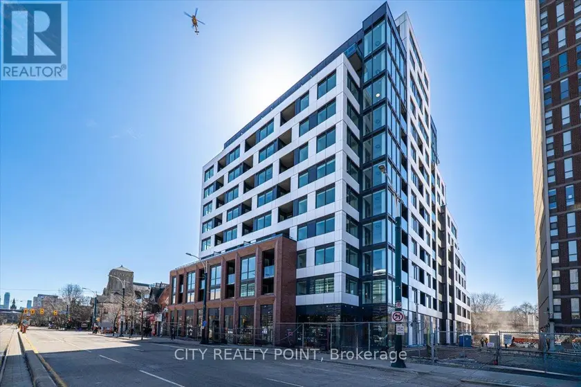 Apartment at 201 - 664 SPADINA AVENUE, Toronto
