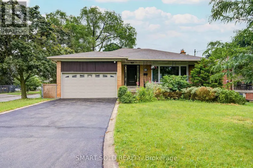 Detached at 285 CHURCHILL AVENUE, Toronto
