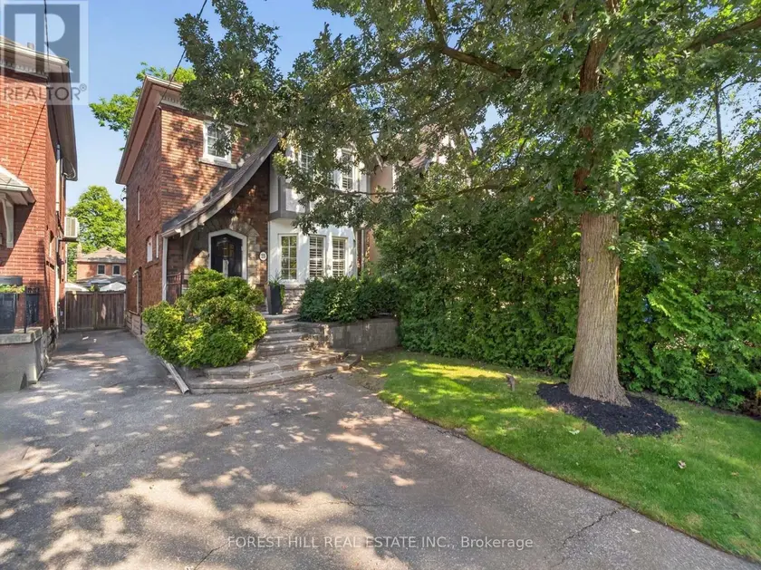 Detached at 25 CASTLEWOOD ROAD, Toronto