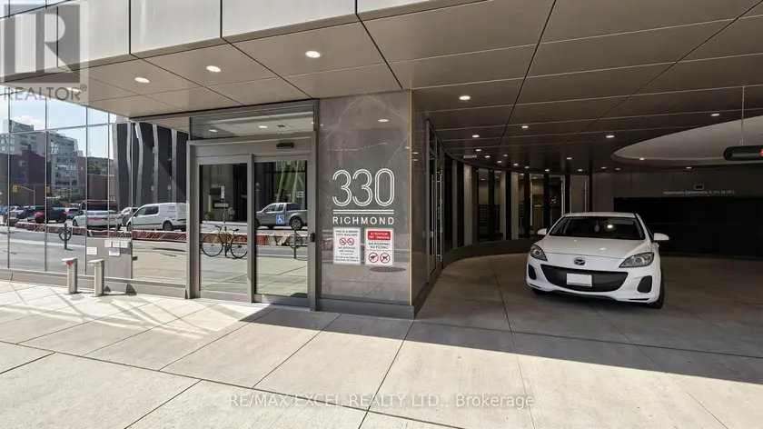 Apartment at 1010 - 330 RICHMOND STREET W, Toronto