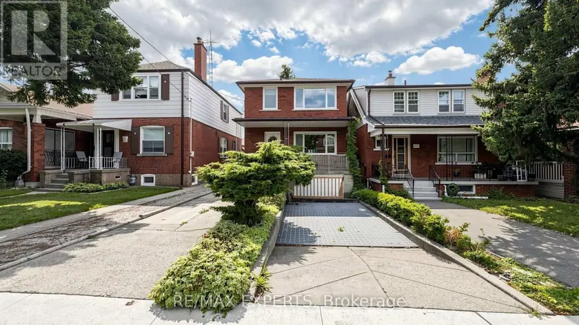 Detached at 145 GLOUCESTER GROVE, Toronto