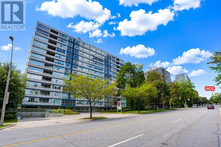 Apartment at 102 - 500 AVENUE ROAD, Toronto