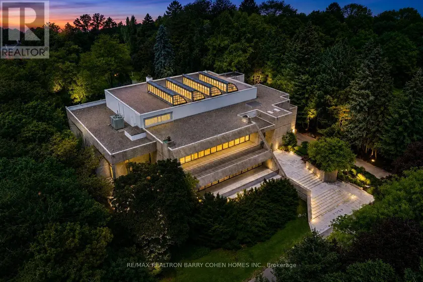 Detached at 30 HIGH POINT ROAD, Toronto