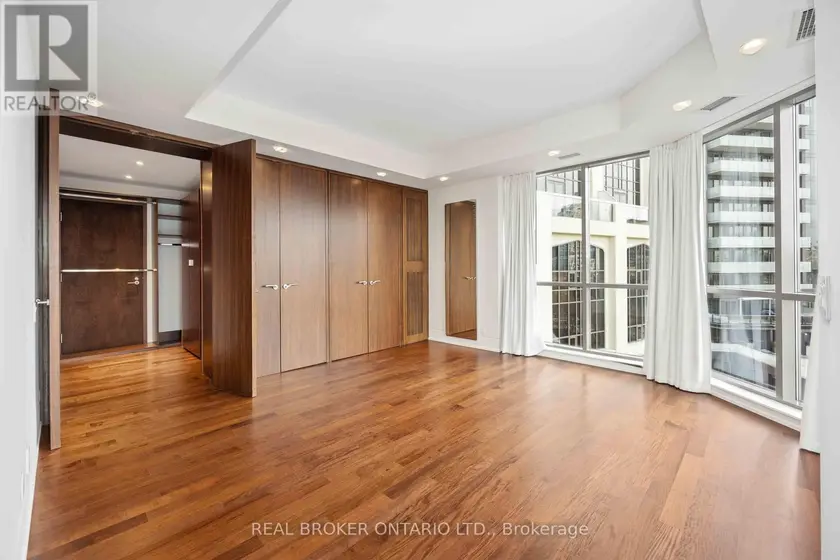 Apartment at 701 - 3 MCALPINE STREET, Toronto