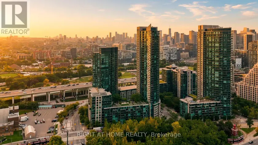 Apartment at 321 - 231 FORT YORK BOULEVARD, Toronto
