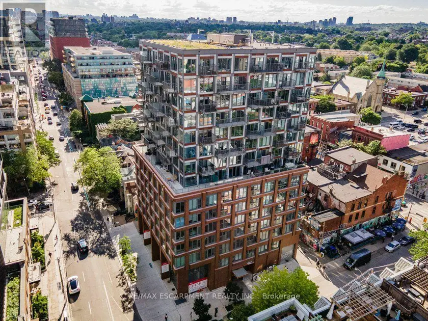 Apartment at 803 - 2 AUGUSTA AVENUE, Toronto