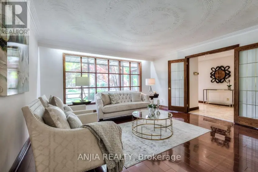 Detached at 17 EALING DRIVE, Toronto