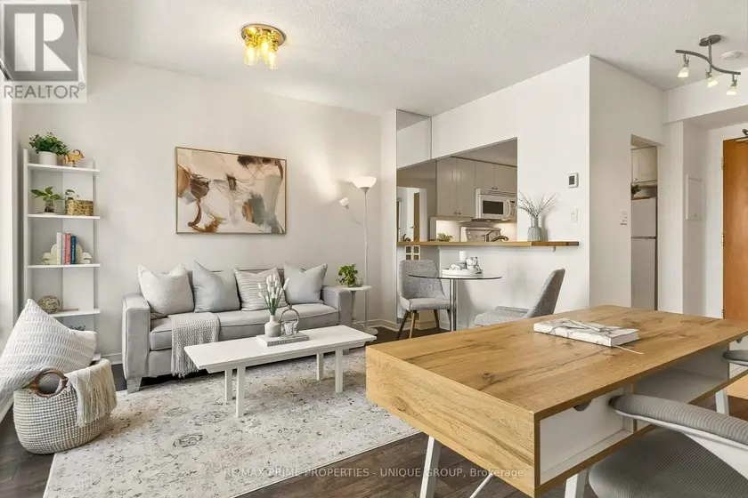 Apartment at 1005 - 99 HAYDEN STREET, Toronto