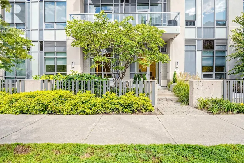Townhouse at 130 - 120 HARRISON GARDEN BOULEVARD, Toronto