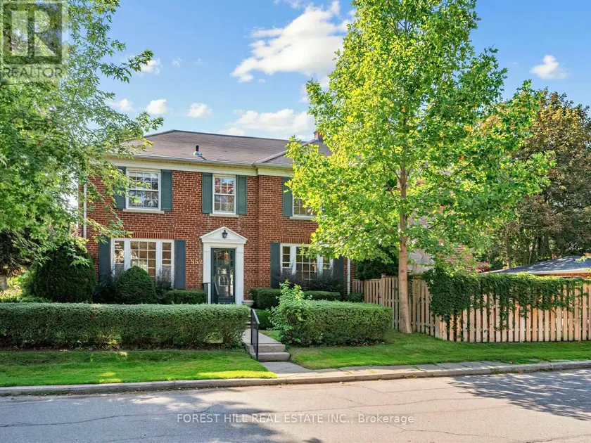 Detached at 552 ST CLEMENTS AVENUE, Toronto