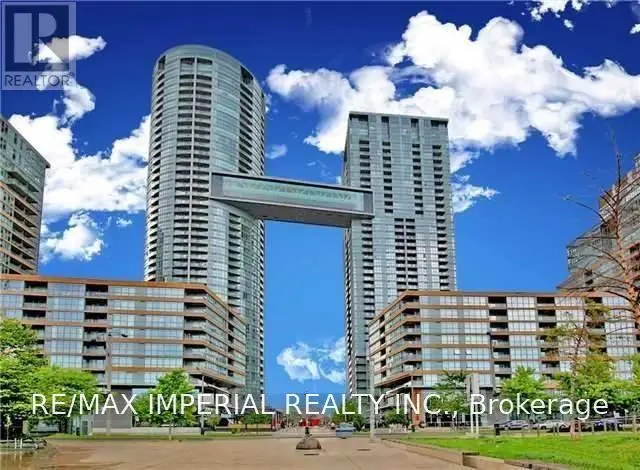 Apartment at 637 - 15 ICEBOAT TERRACE, Toronto