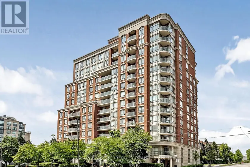 Apartment at LPH 1 - 2 CLAIRTRELL ROAD, Toronto