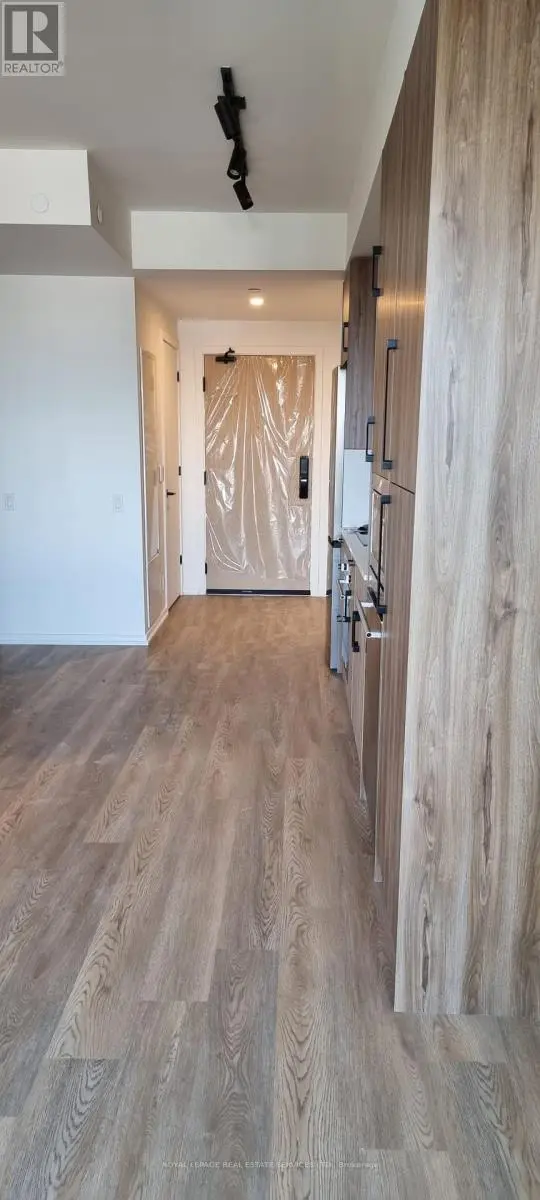 Apartment at 1204 - 109 ERSKINE AVENUE, Toronto