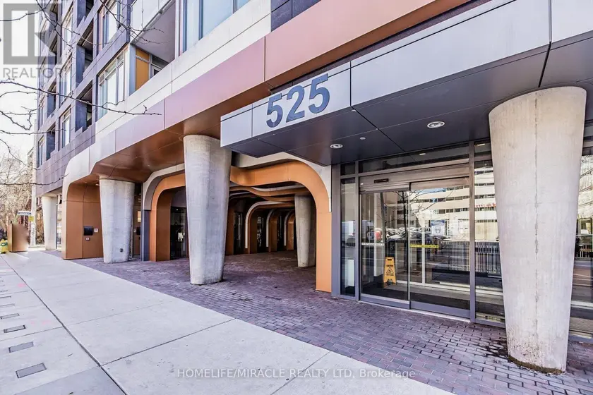 Apartment at 501 - 525 ADELAIDE STREET, Toronto
