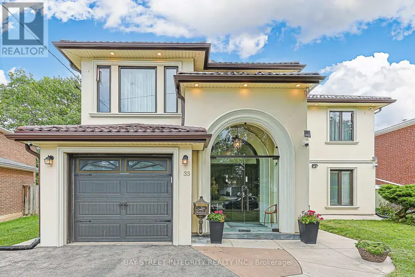 Detached at 33 DEERFORD ROAD, Toronto