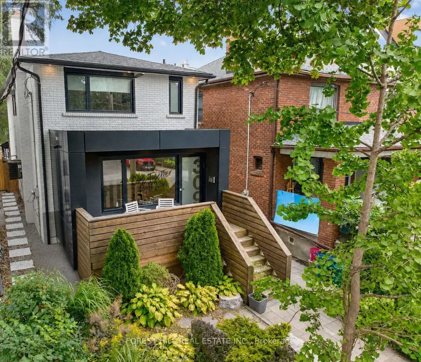 Detached at 309 WYCHWOOD AVENUE, Toronto