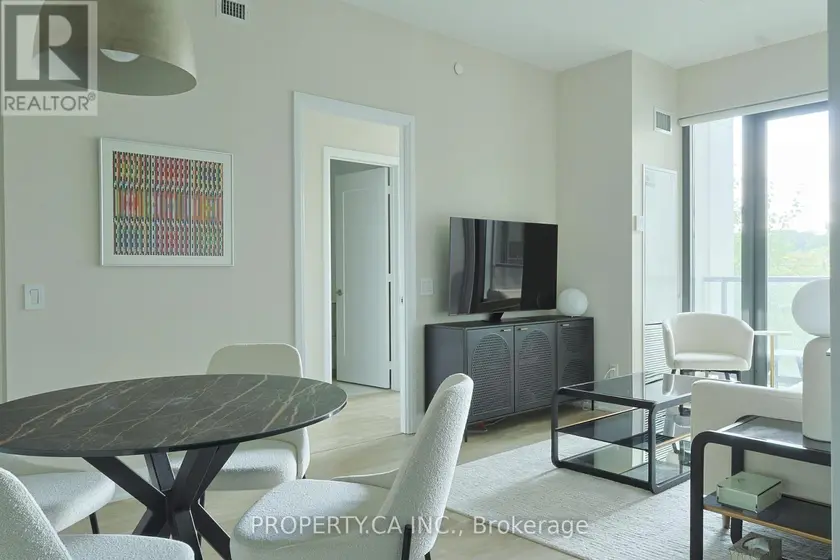 Apartment at 424 - 280 HOWLAND AVENUE, Toronto