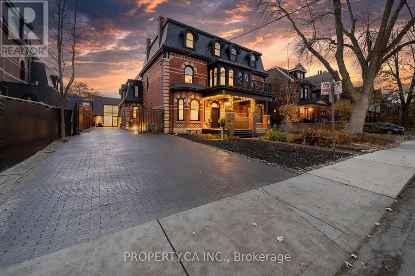 Semi-Detached/Link at MAIN HOUSE - 38 BEACONSFIELD AVENUE, Toronto