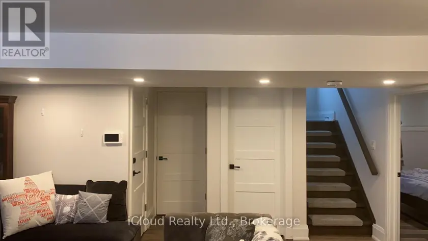 Detached at BSMT - 154 DELHI AVENUE, Toronto