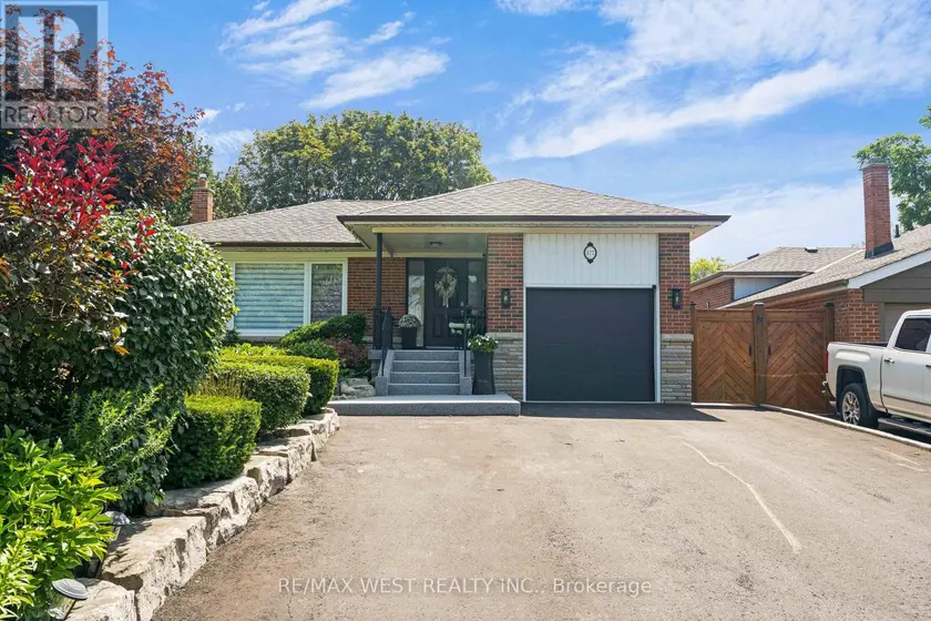 Detached at 177 SEARLE AVENUE, Toronto