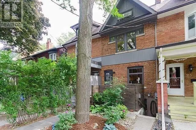 Townhouse at BASEMENT - 21 PALMERSTON GARDENS, Toronto
