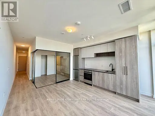 Apartment at UPH 07 - 181 STERLING ROAD, Toronto