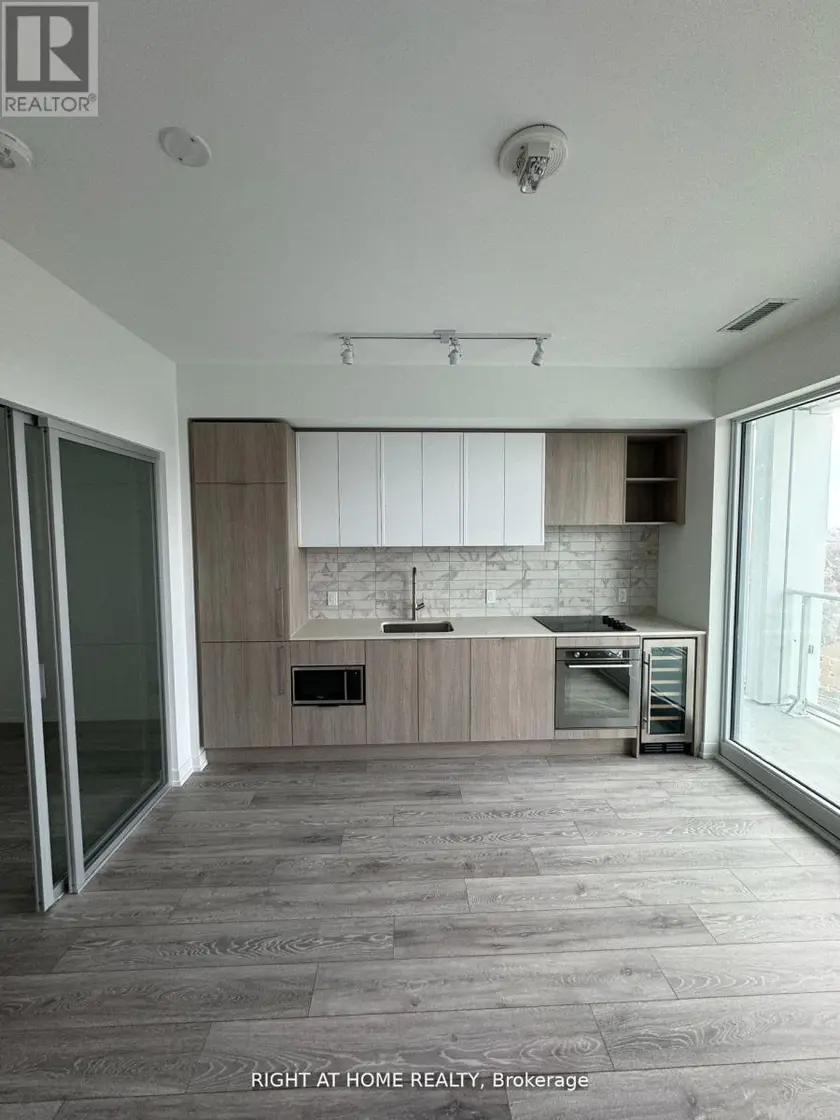 Apartment at 1512 - 2020 BATHURST STREET, Toronto