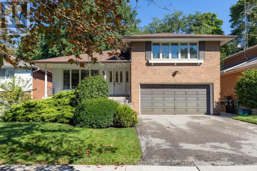 Detached at 14 MICHAEL DRIVE, Toronto
